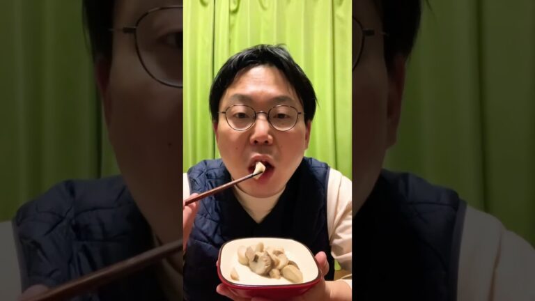 Eat eringi pickles エリンギの糠漬けを食べる #shorts #foodie