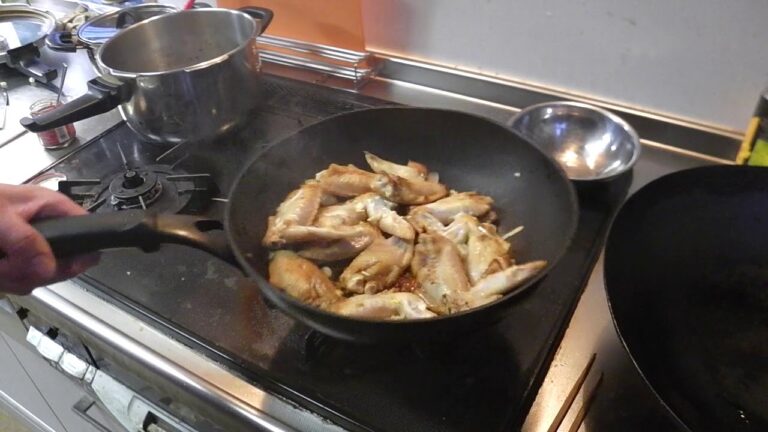 幸運な病のレシピ（ 159 ) 夜　手羽先チリソース圧力鍋、汁