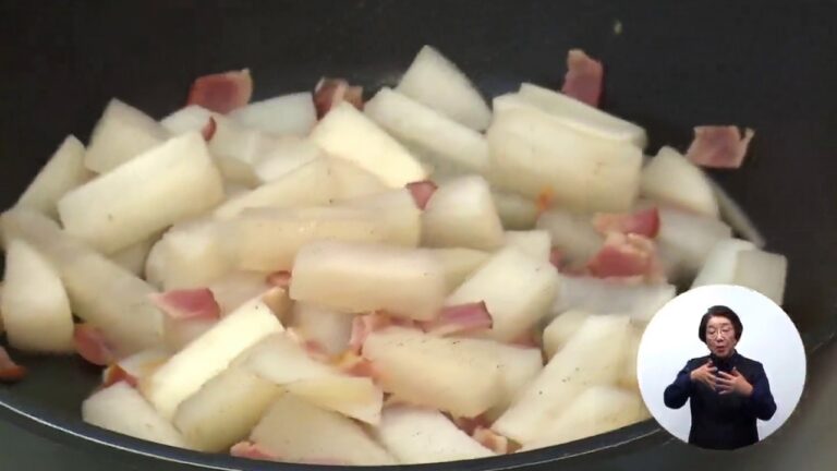 ゴロッと大根グラタン