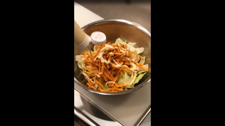 【簡単料理レシピ】 無限キャベツ（マヨ・カラムーチョ！） やみつき!  あっという間になくなる   #shorts