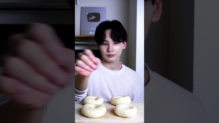 水と小麦粉だけ！ベーグル作ってみました。 #shorts