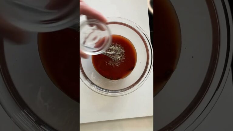 冬の鍋に飽きたらこれ！【パスタdeトマト鍋】 #shorts #料理 #簡単レシピ #lamolisana #鎬