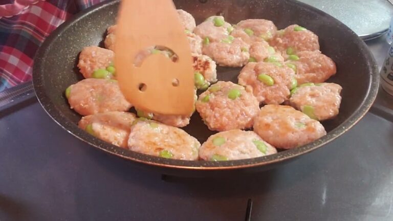枝豆入りとりつくね。クックパッドレシピ📄に載せています。