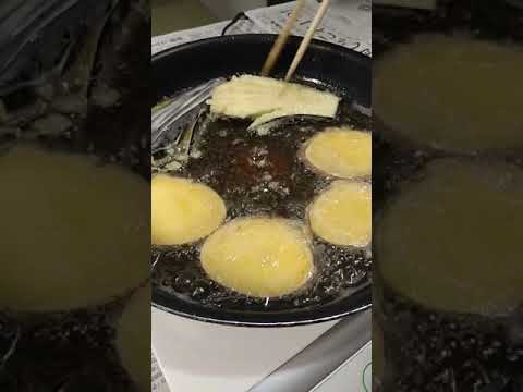 天ぷら　鱒寿司　#天ぷら　#鱒寿司　#夕飯　#なす　#さつまいも　#かき揚げ　#ちくわ　#shorts #ショート