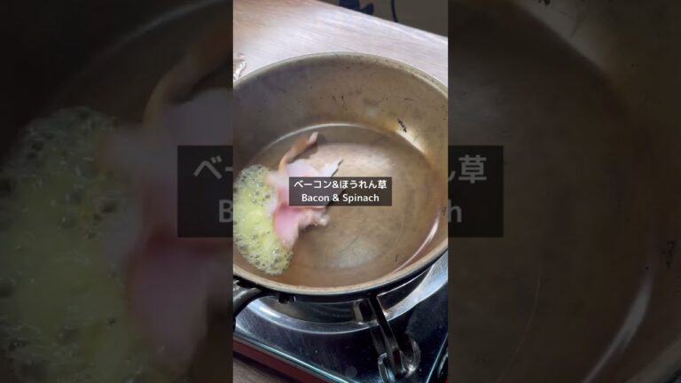 旨すぎ‼️生春巻きの皮で作る２種類のピザ🍕 Two kinds of pizza made with raw spring roll skin　#生春巻きの皮　#アレンジピザ　#shorts