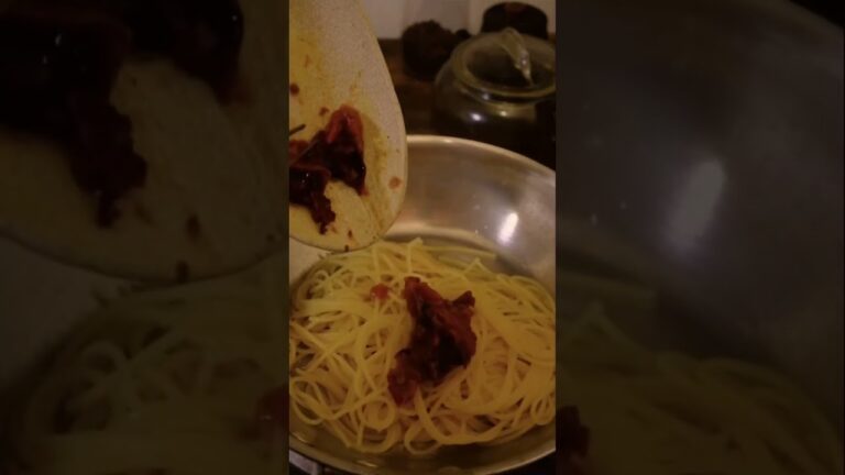 ドライトマトだけのパスタ#shorts