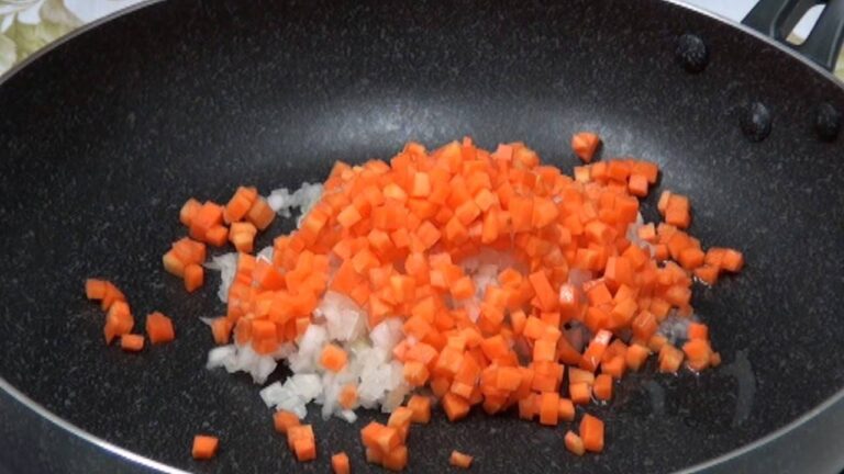 低たんぱくミート　ミンチを使ったキーマカレー　特食動画（介護食）