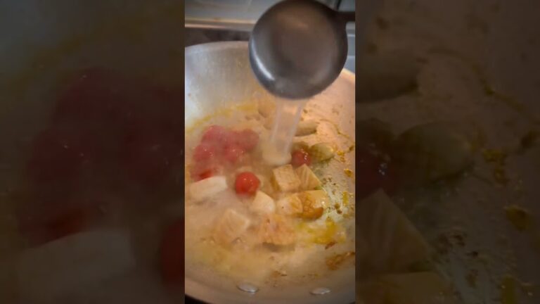 【黒×黒パスタ】イカスミの麺にイカスミソースを和えたスーパーイカスミパスタ。濃厚で美味しい〜🔥🔥🔥 #レシピ #料理 #イタリアン #パスタ #food