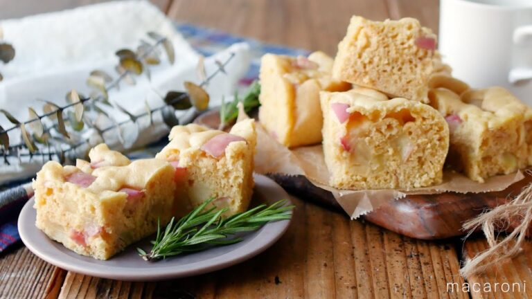 【りんごのキャラメル蒸しパン】ホットケーキミックスで簡単！りんごたっぷりで贅沢な味わい♪｜macaroni（マカロニ）