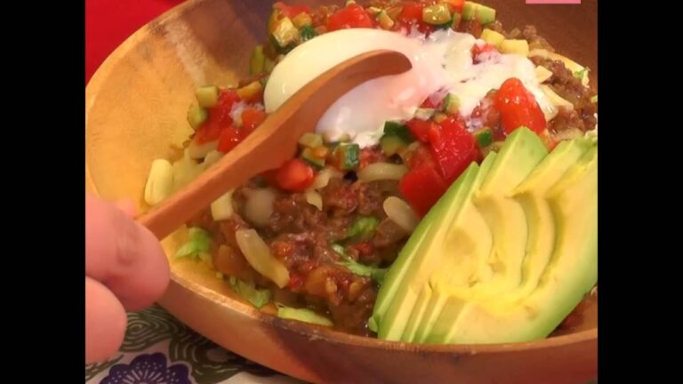 レンジであっという間！超お手軽「タコライス」レシピ