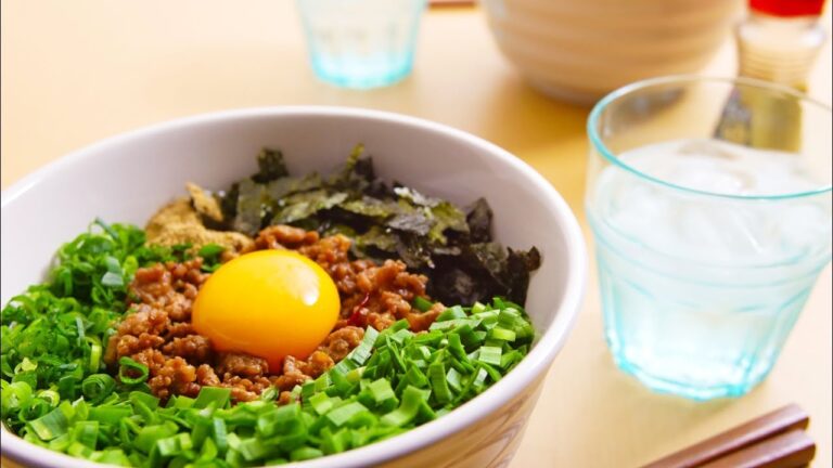 【名古屋メシ！】有名店の味を再現！本格台湾まぜそばの作り方！~ taiwanese noodles 【料理レシピはParty Kitchen🎉】