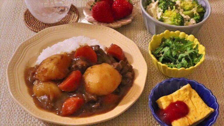 【料理】肉じゃがカレー・ブロッコリーの白和え・春菊のサラダ・オムレツ風玉子焼き