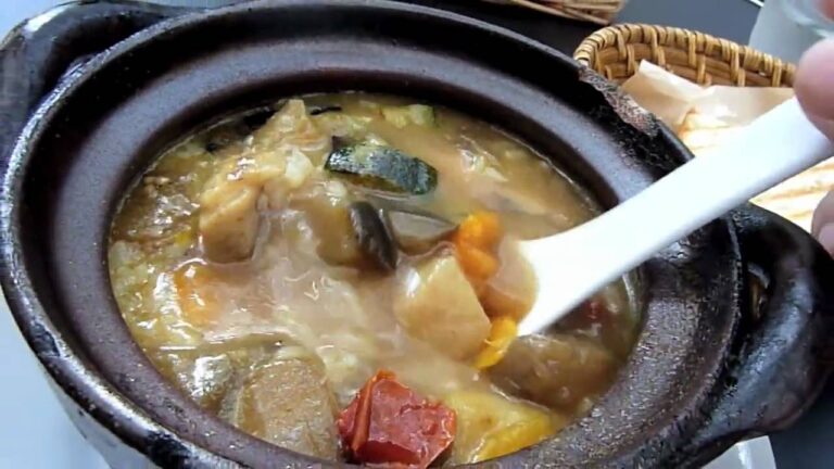 グリルチキンと夏野菜のスープカレーオジャ　Ba-tsu　六本木