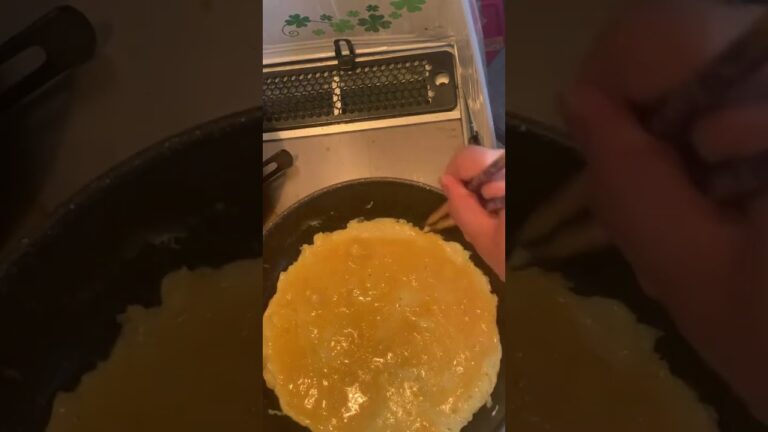 オムライスを作るコツ？卵にマヨネーズ入れてあとは気合い。別に下手でも作ってくれただけで嬉しい