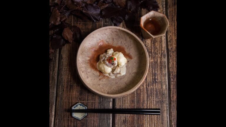 ちょっぴり洋風アレンジ！ カリフラワーと鶏もも肉の白煮 ｜和食のレシピ集