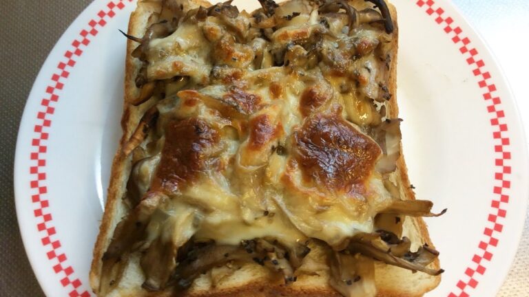 まいたけチーズトースト