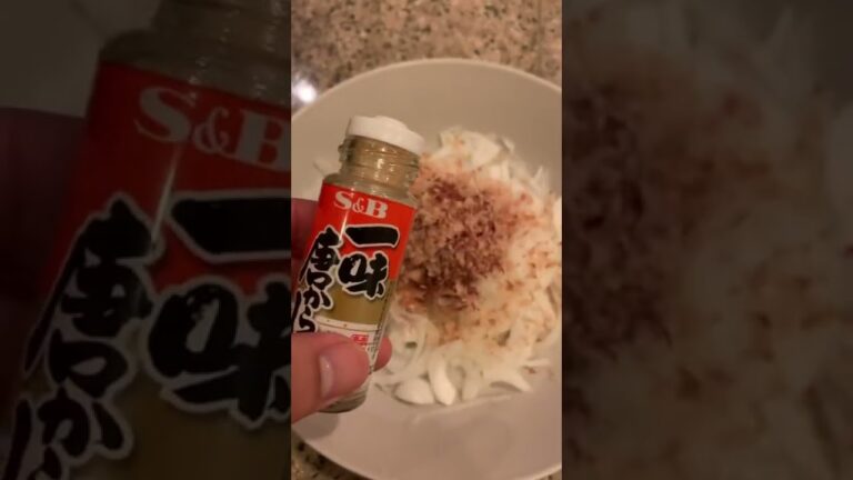 健康的なコンビーフの食べ方【ピリ辛ポン酢オニオンスライス】