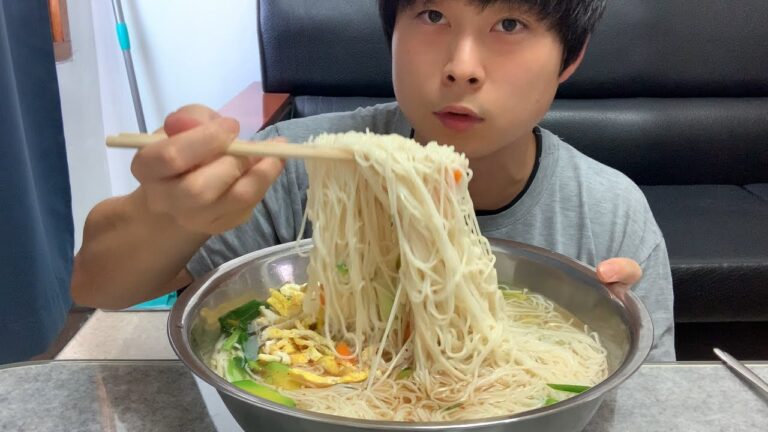 にゅうめん食べる / Janchiguksu Noodle Mukbang