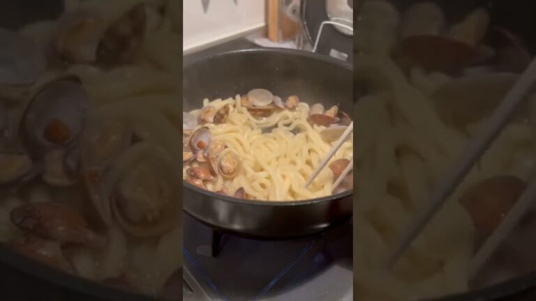【簡単レシピ】いつものうどんが洋風に大変身！#shorts
