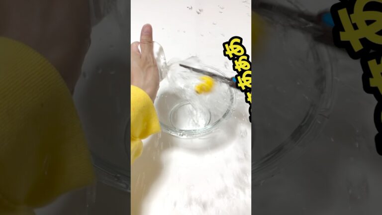 【100均】たまご型スクイーズのみ切ってスライム作ってみたら…