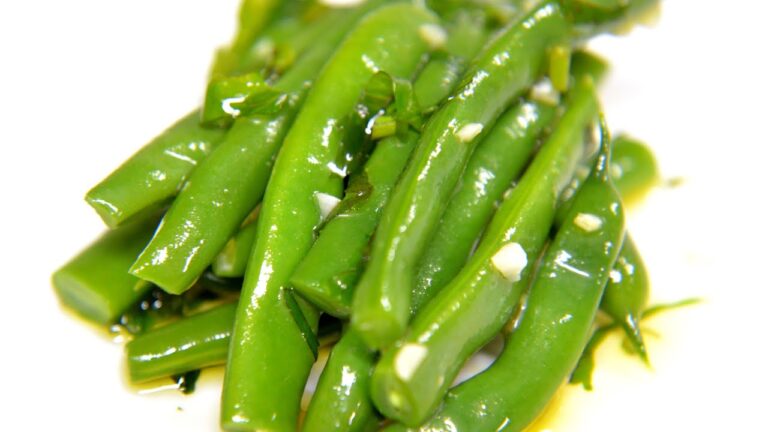 いんげんのガーリックオイル漬け