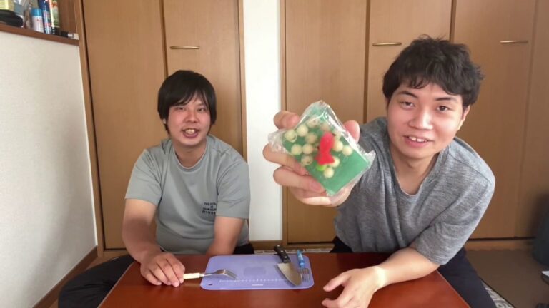 金魚の羊羹が綺麗すぎて今にも泳ぎ出しそう？！【勝手に紹介】