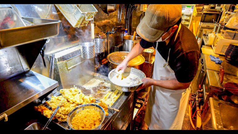 うどん１杯３５０円 立ち食いうどん店の巨大とり天が炸裂する！