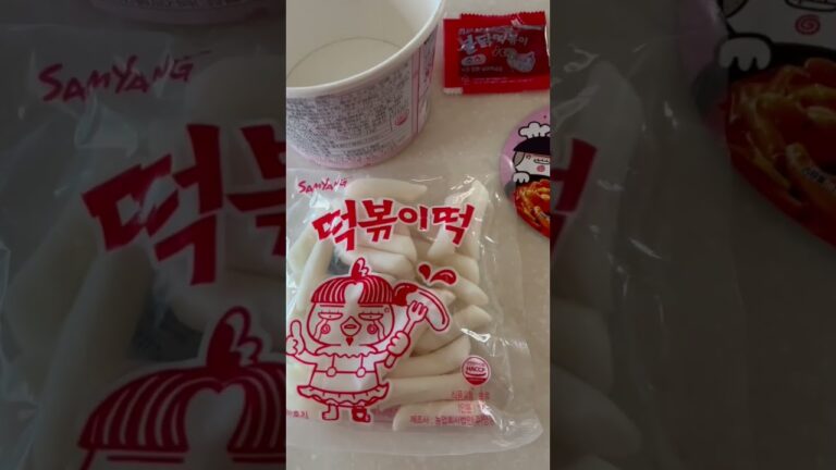 【ブルダッグ】カルボ　トッポギ　お湯とレンジ　ウマいのか　番外編　麺じゃないじゃん　#shorts