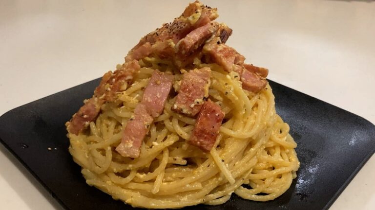 卵とベーコンだけのチーズを使わないカルボナーラが革命的だった