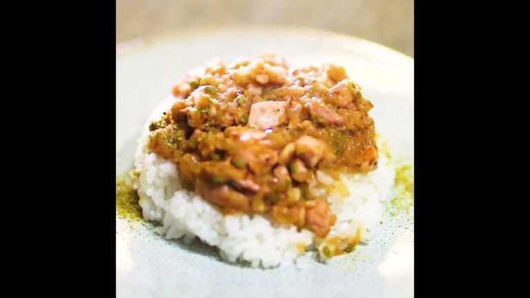 【ミシュランレシピ！焼鳥予約困難店 鳥さわ22直伝 #ダイジェスト版】鶏山椒キーマ レシピ紹介　※本編動画は説明をクリックして食通公式アプリをダウンロード #Shorts