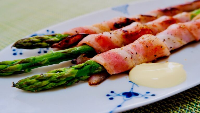 旬アスパラガスのベーコン巻きのレシピ・作り方 | Bacon Wrapped Asparagus Recipe