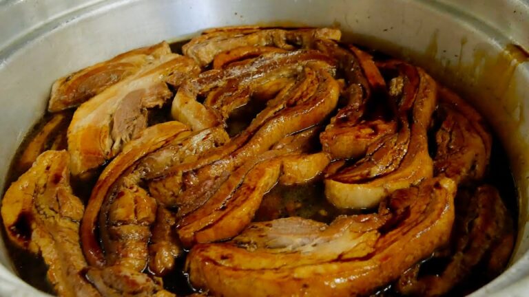 豚の角煮おにぎりの仕込み