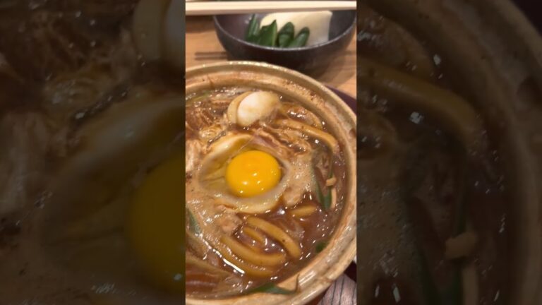 味噌煮込みうどん、山本屋本店（名古屋）