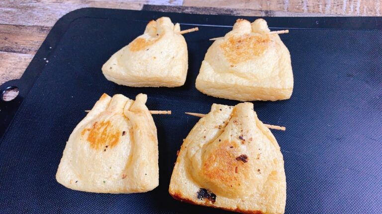 ［ホットサンドメーカー］油揚げにキムチとチーズを入れても美味しいと聞いたので