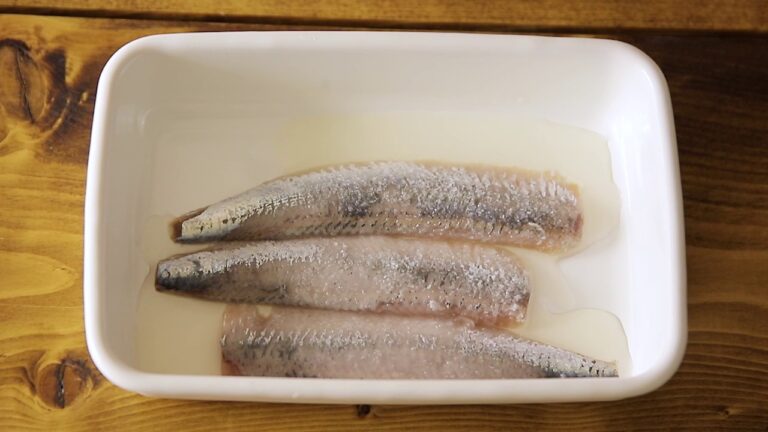 イワシのアマニドレッシングマリネ