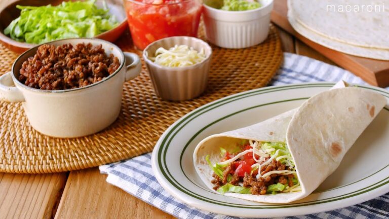 【簡単タコス♪おうちでお手軽パーティ】トマトサルサやアボカドと一緒に♪