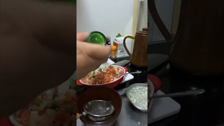 サルサソースとアボカドディップ