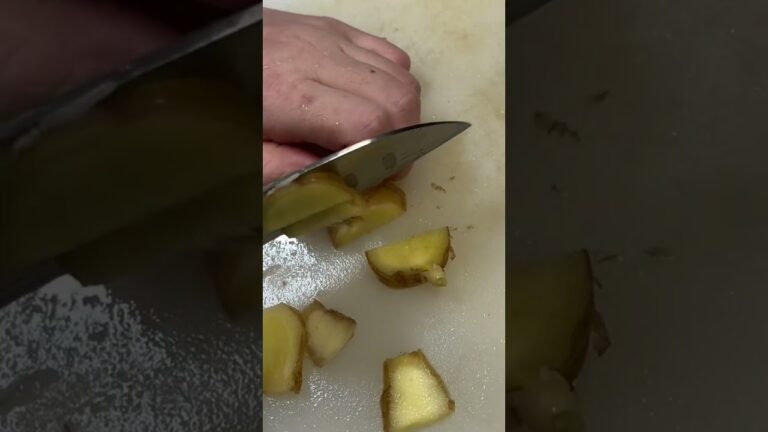 生姜をスライスする【カレイの煮付け】