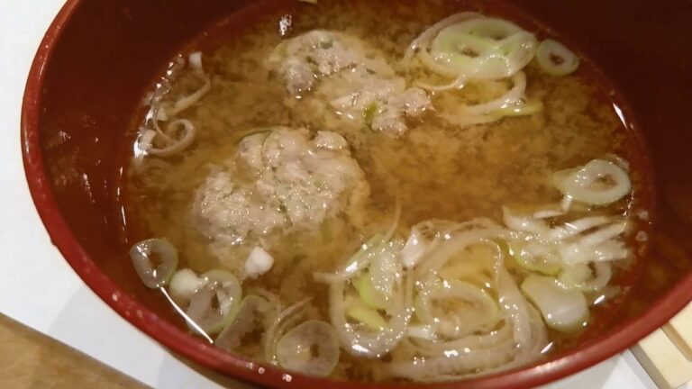 鰯のツミレのお味噌汁～🎵