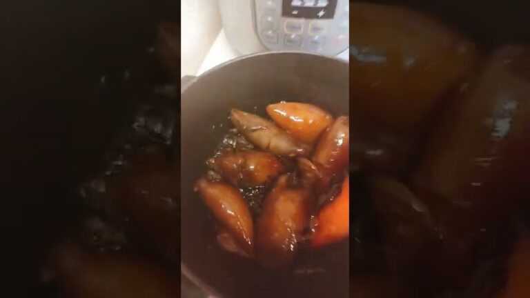 Making Japanese Stuffed Rice Squid いか飯