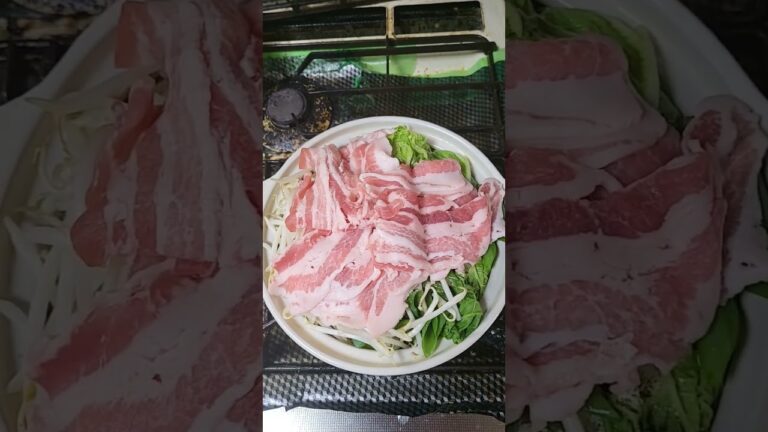 鶏ガラスープで作る鍋🍲
