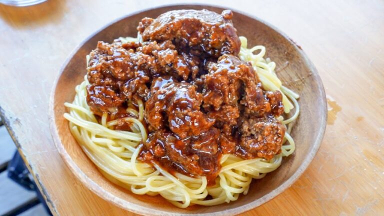 【10分でできます】シェフが休日に作る簡単激うま "ミートソースパスタ"【シェフの休日 Part2】