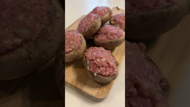 旨み凝縮！椎茸の肉詰めフライ #shorts #料理 #簡単レシピ #簡単料理 #おうちごはん #揚げ物 #椎茸 #肉詰め #fried #shiitake #mushroom