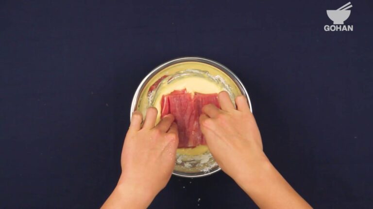 ボリューム満点！ソースカツバーガー の作り方 【男飯】