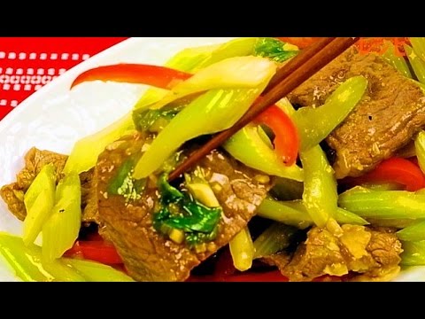 シャキシャキセロリと牛肉のオイスターソース炒め