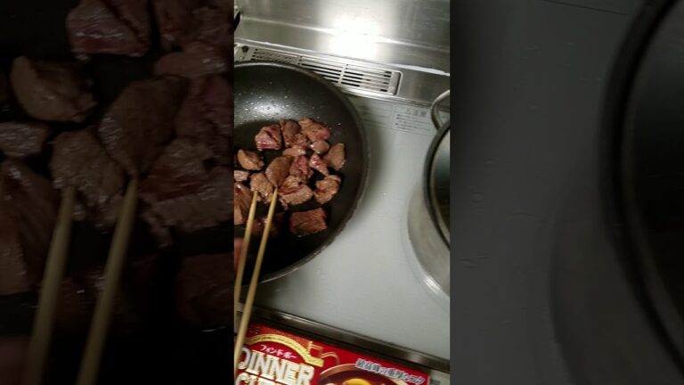 男カレー‼隠し味ににんにくと生姜❗