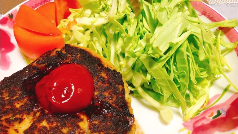卯の花のアレンジレシピ❤️ハンバーグ🌟トマト、キャベツのサラダ🥗、ニラ入り卵焼き、鰹のタタキ