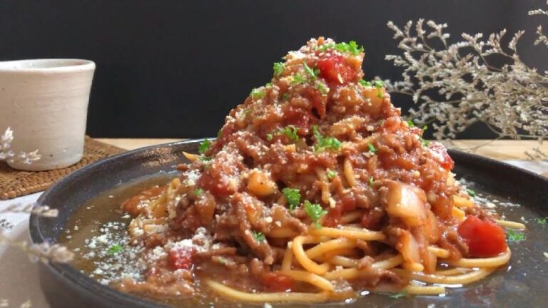 [Easy Lazy Recipe] Spaghetti Bolognese  #Shorts / 【電子レンジ活用レシピ】 スパゲッティボロネーゼ