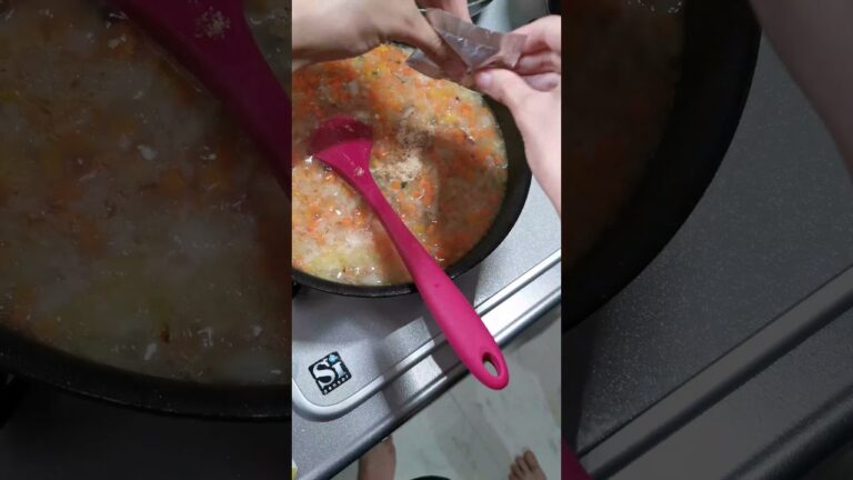 【自炊3年目の60秒料理日記】KitOisixに助けてもらってカラフルなリゾット作った記録('∇')【カップルvlog】#Shorts