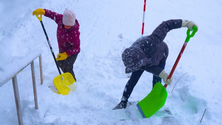 雪国の冬のモーニングルーティン｜除雪車と雪かき｜ブレンド茶とまぜそば